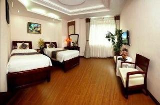 Golden Lake Hotel