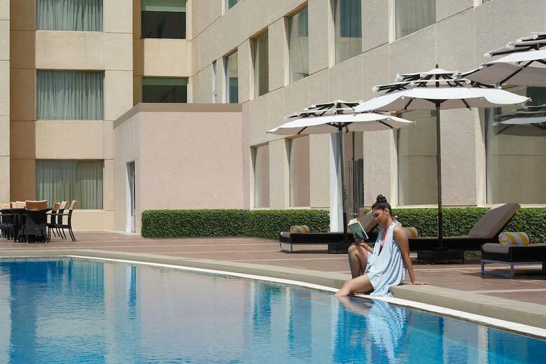 Four Points By Sheraton Hotel And Serviced Apt