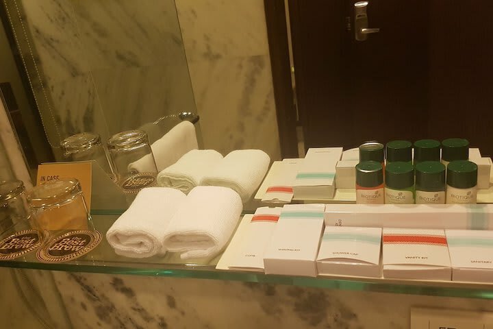 Four Points By Sheraton Hotel And Serviced Apt
