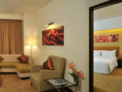 Four Points By Sheraton Hotel And Serviced Apt