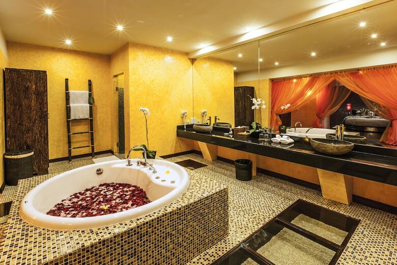 Hotel Kupu Kupu Jimbaran