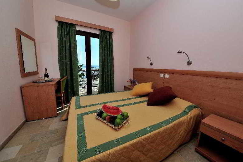 Apartamentos Vassilias Beach