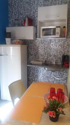 Quitinete Santa Apol�nia