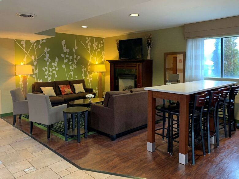 Hotel Sleep Inn & Suites
