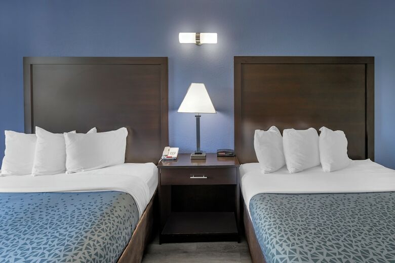 Hotel Greenville Pelham Inn By Ihg