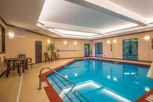 Hotel Comfort Suites