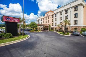 Hotel Comfort Suites