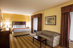 Hotel Comfort Suites