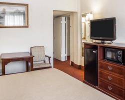 Hotel Quality Inn & Conference Center
