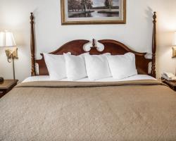 Hotel Quality Inn & Conference Center