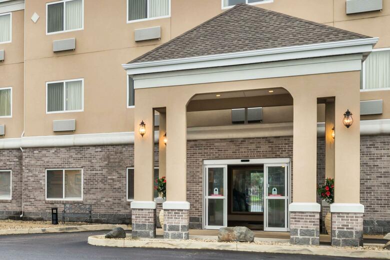 Hotel Baymont By Wyndham Indianapolis Northeast