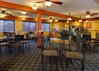 Hotel Econo Lodge  Inn & Suites