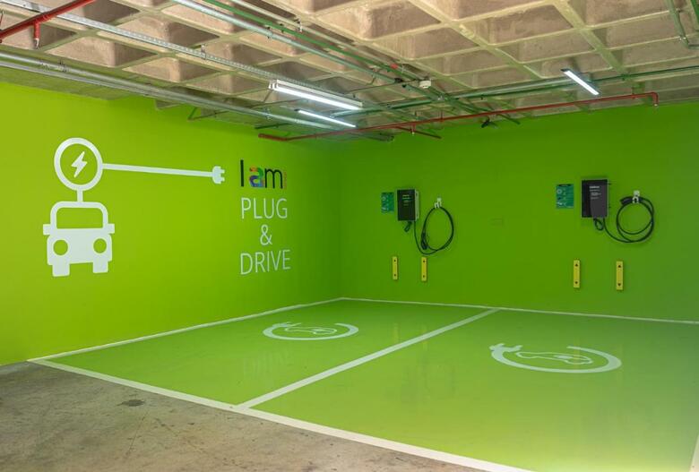 I Am Design Hotel + Residence