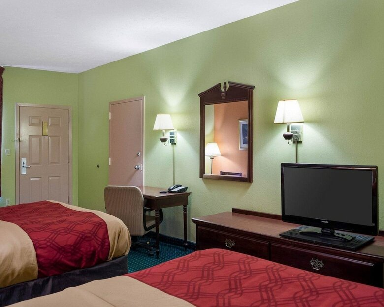 Hotel Econo Lodge Canton I-55