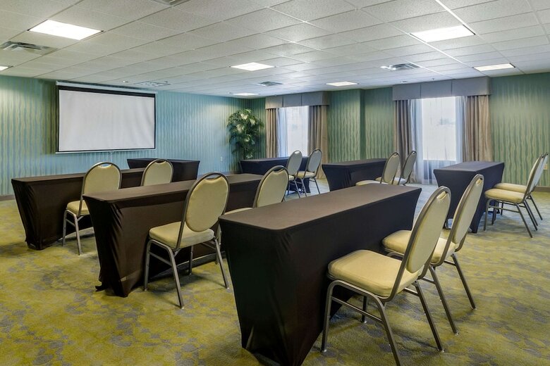 Hotel Comfort Suites