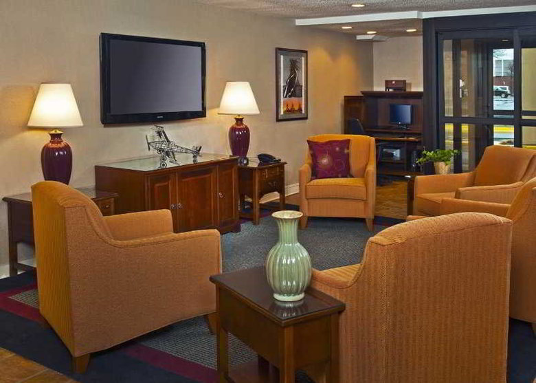 Hotel Comfort Inn At Andrews Afb