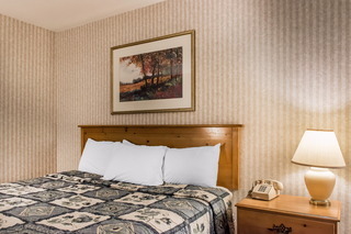 Hotel Rodeway Inn Amish Country