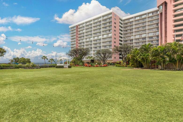 Hotel Kaanapali Beach Club