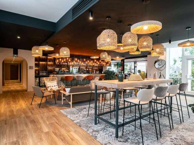 Hotel Novotel Chartres
