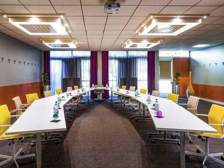 Hotel Novotel Evry Courcouronnes