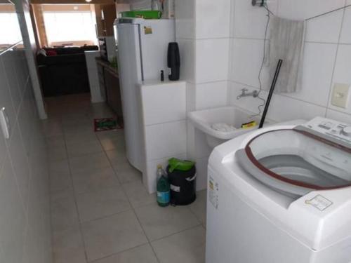 Apartamento 2 Dormit�rios Com Piscina E Academia No Pr�dio