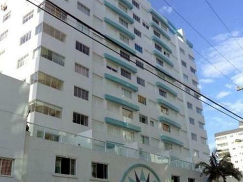 Apartamento 2 Dormit�rios Com Piscina E Academia No Pr�dio