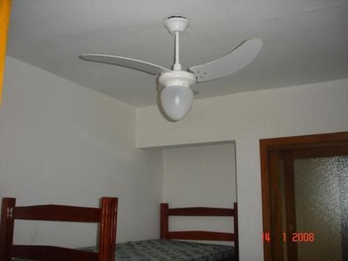 Apartamento Dois Dormit�rios Av. Beira Mar Com Box