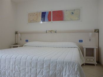 Hotel Elaia Garden