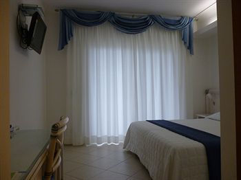 Hotel Elaia Garden