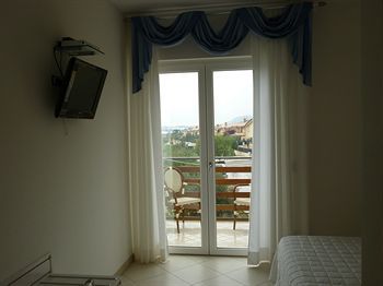 Hotel Elaia Garden