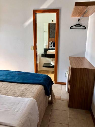 Lara's Hotel