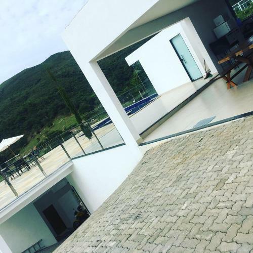 Casa De Luxo Em Escarpas