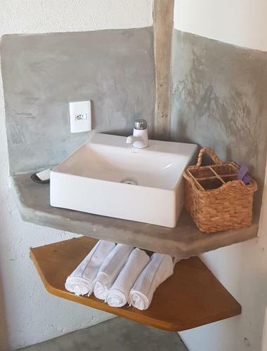 Hostal Bangal� Praia De Cara�va