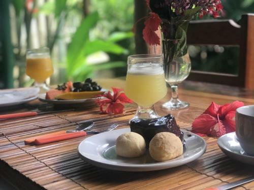 Hostal Pousada Corais Do Sul