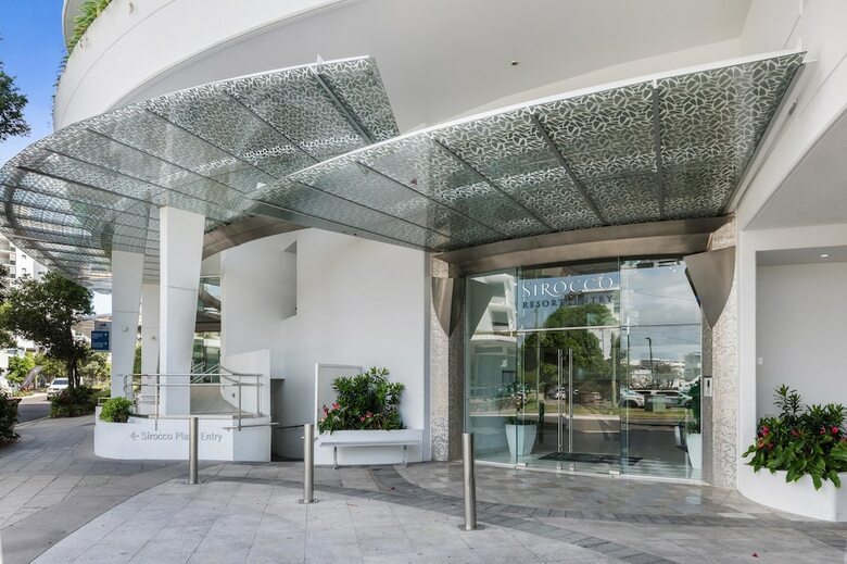 Hotel Mantra Sirocco