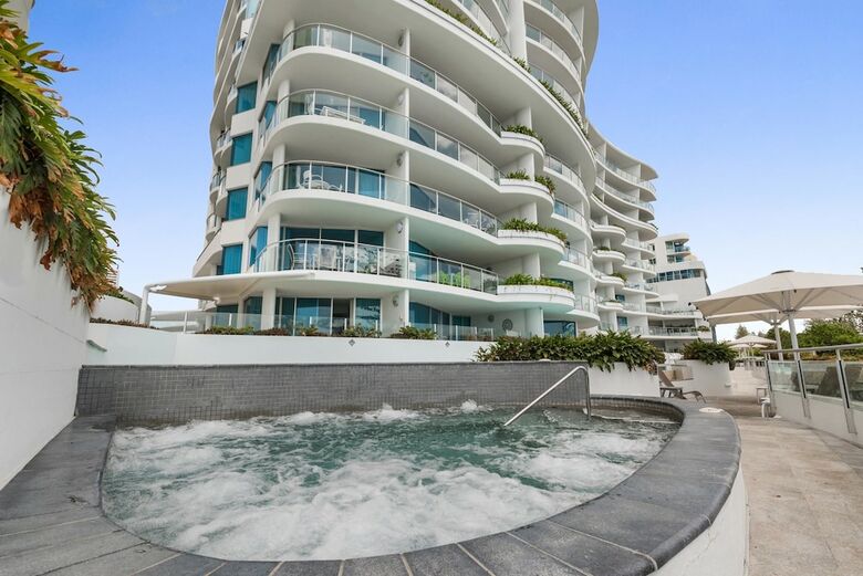 Hotel Mantra Sirocco