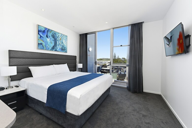 Hotel Mantra Quayside