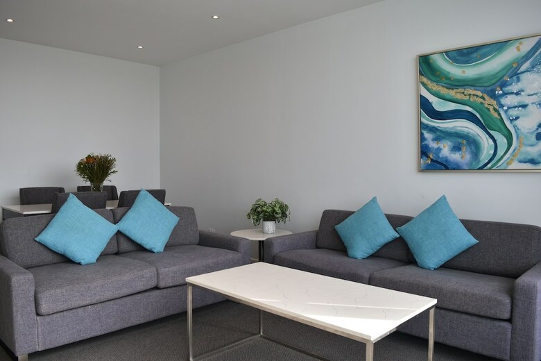 Hotel Mantra Quayside