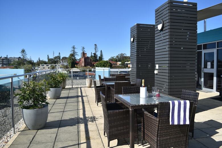Hotel Mantra Quayside