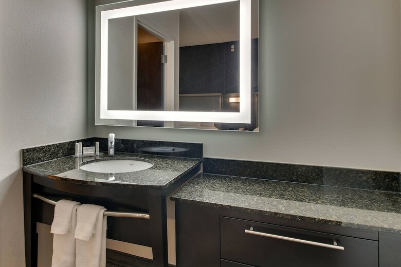 Hotel Springhill Suites By Marriott Birmingham Downtown At Uab