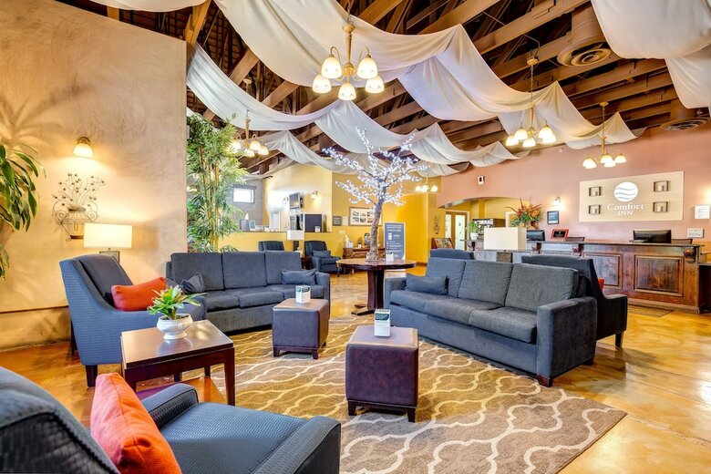 Hotel Comfort Inn Near Fairplex