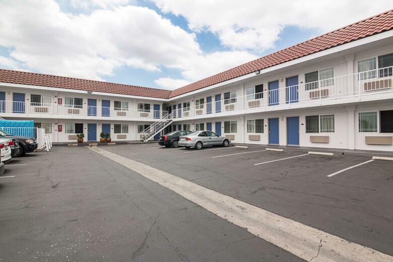 Hotel Rodeway Inn