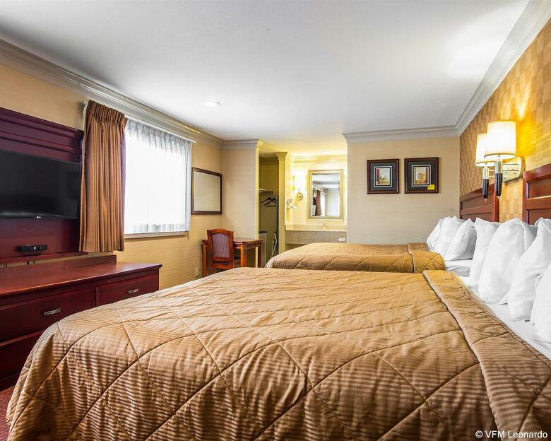 Hotel Rodeway Inn