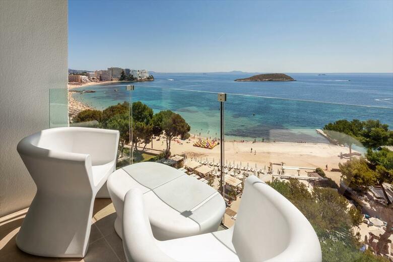 Hotel Beach House