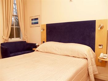 Berkeley Square Hotel