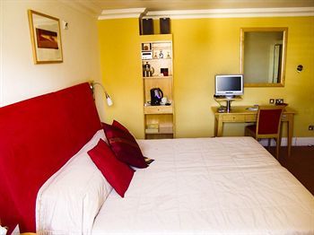 Berkeley Square Hotel