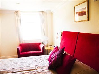 Berkeley Square Hotel