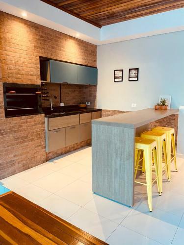 Cwb 997 Com Piscina Aquecida Jacuzzi E Playground
