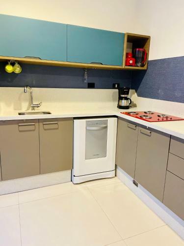 Cwb 997 Com Piscina Aquecida Jacuzzi E Playground
