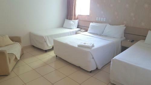 Ellus Hotel
